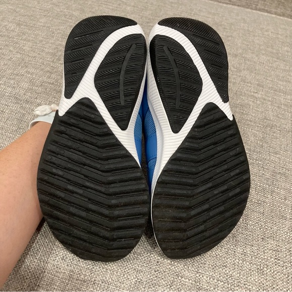 New Balance Kids' DynaSoft Reveal v4 BOA running shoes size 12.5 NWOT - Picture 3 of 4